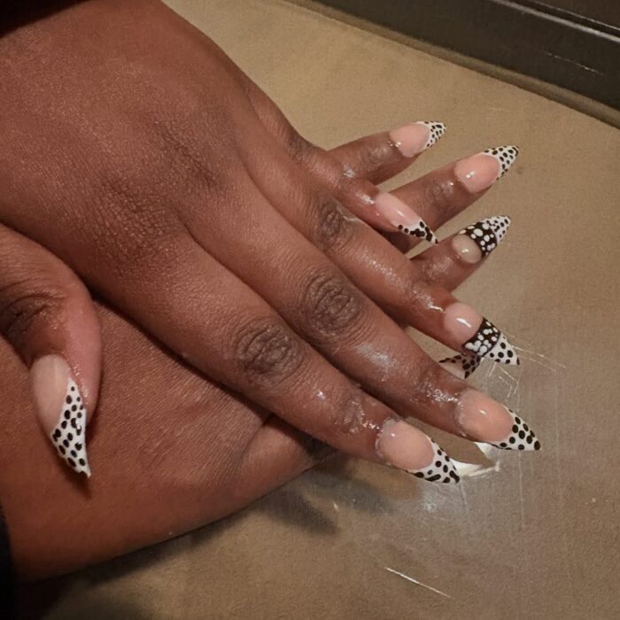 Recent nail set from @sn1yahs.nails